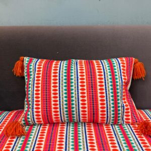 close-up-of-woven-geometric-pillow-texture luxury-damask-jacquard-cushion-cover